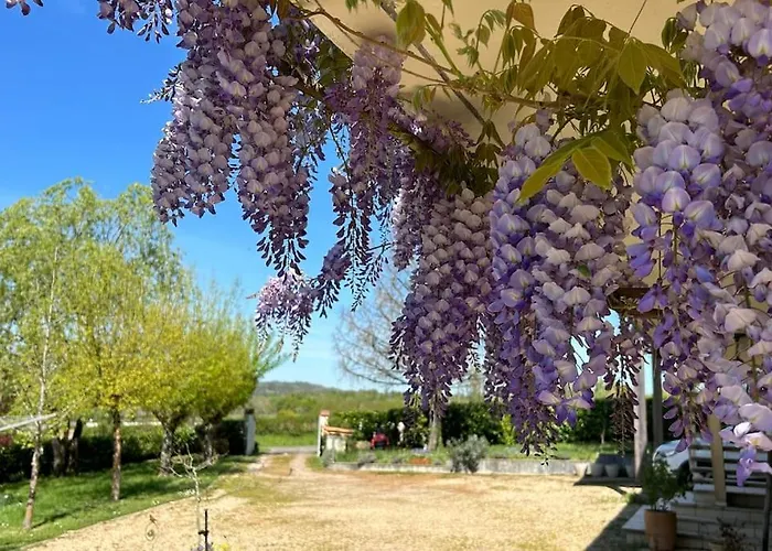 Grand Vues Piscine 3 Etoiles Lisle