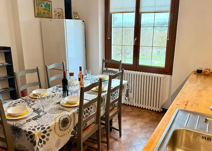 Grand Vues Piscine 3 Etoiles *